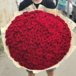 Букет роз с доставкой: Идеальный вариант для любого случая